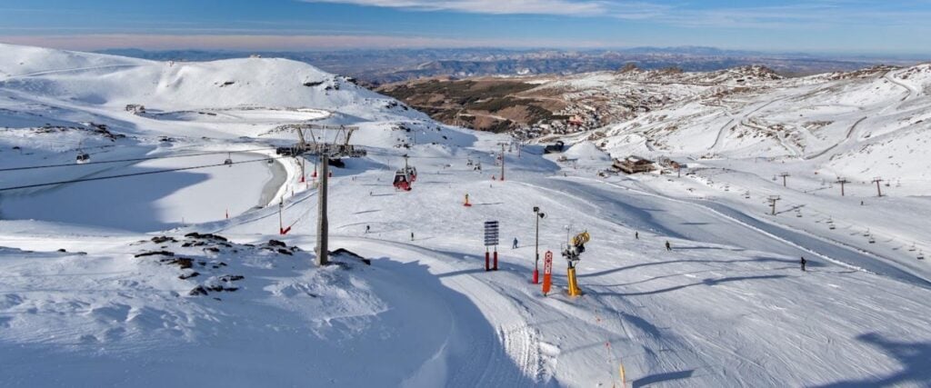 Best Sierra Nevada apres ski and nightlife