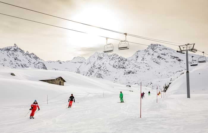 Skiing in Méribel