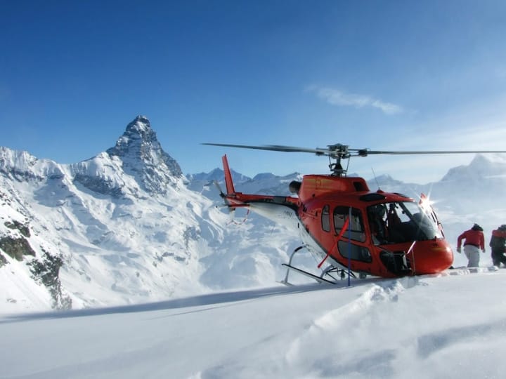 Best Resorts for Heli-Skiing in Europe and North America | Ski Solutions