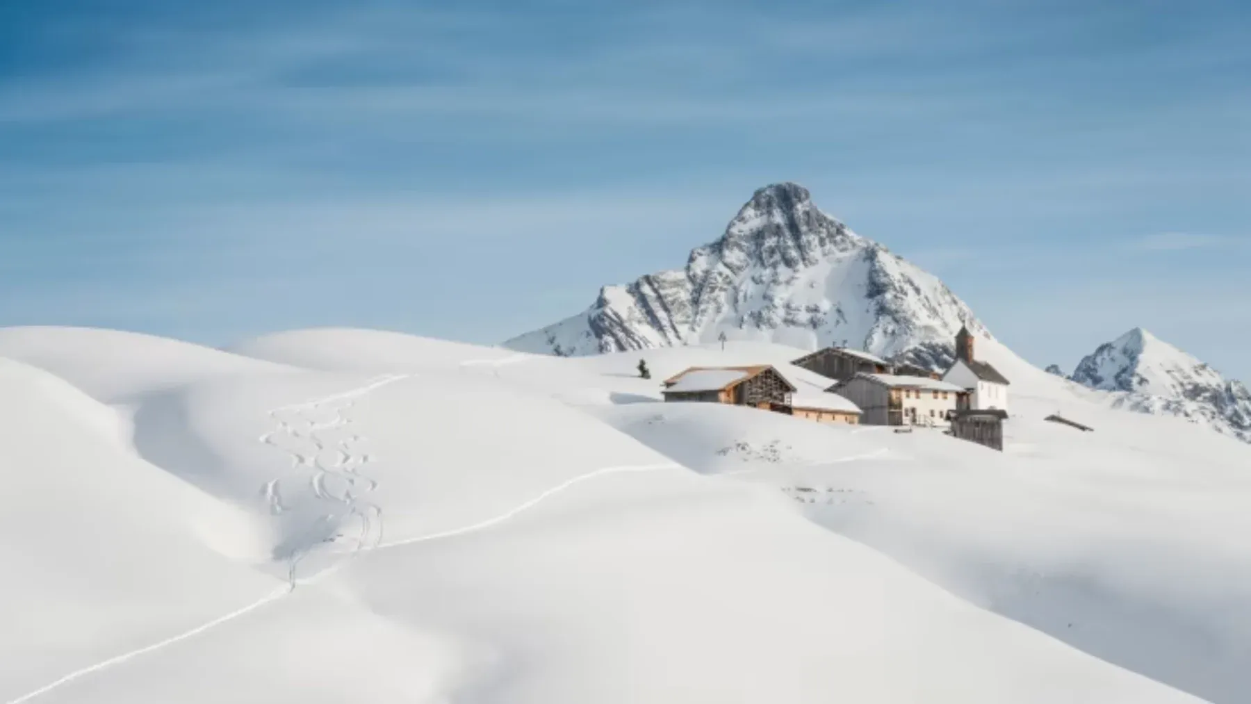 Familiar Peaks, Fresh New Resorts