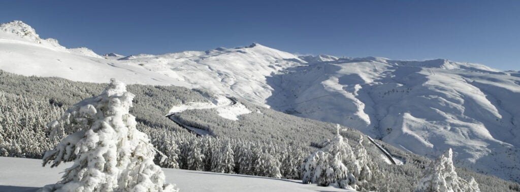 Three Reasons to Ski in Spain