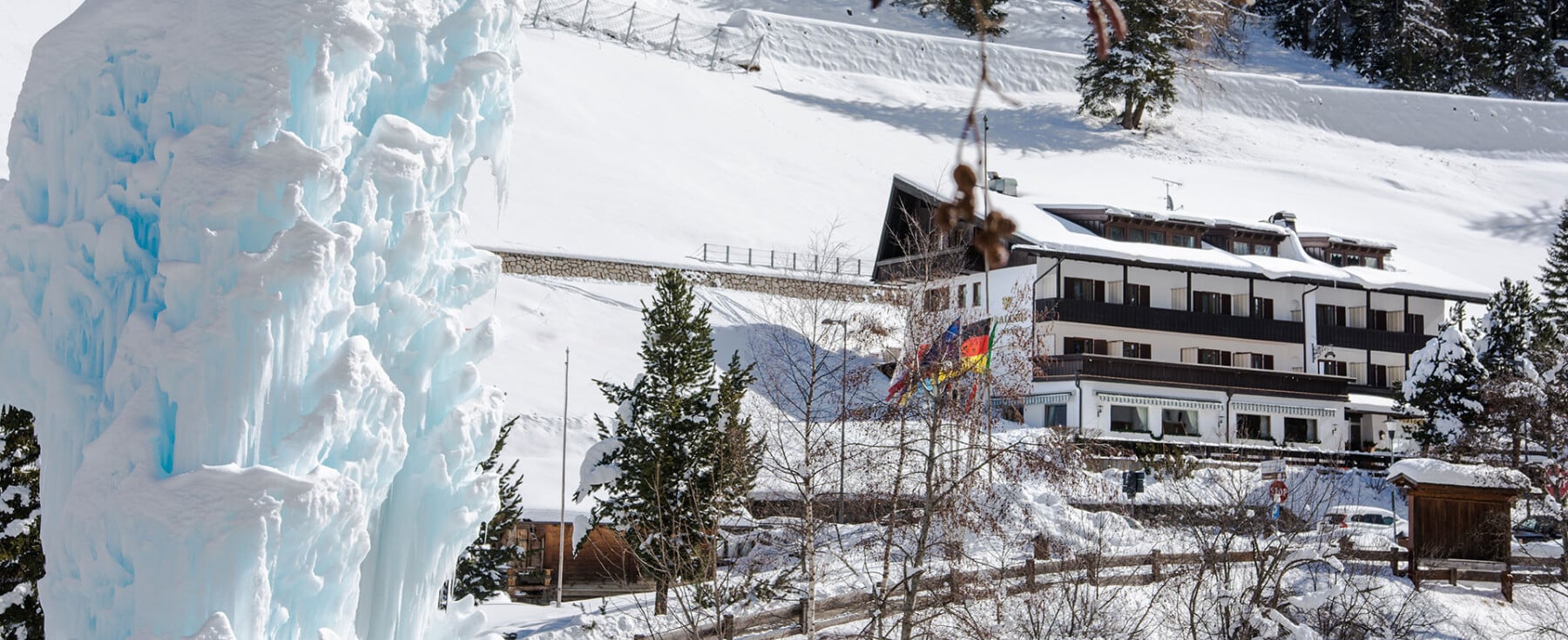 Hotel-Pralong Exterior