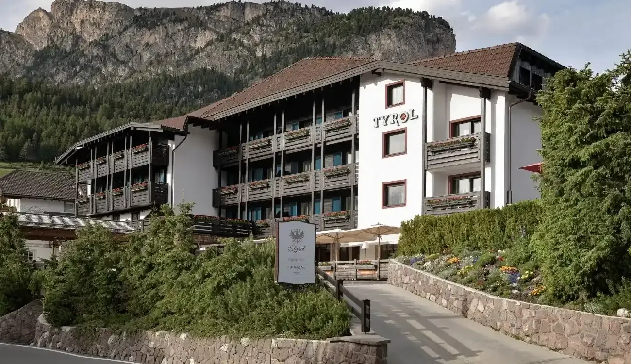 Hotel Tyrol Exterior