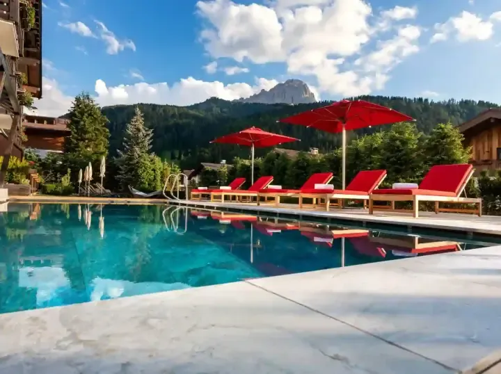 Hotel Tyrol Outdoor Pool