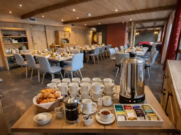 Chalet Corniche Dining