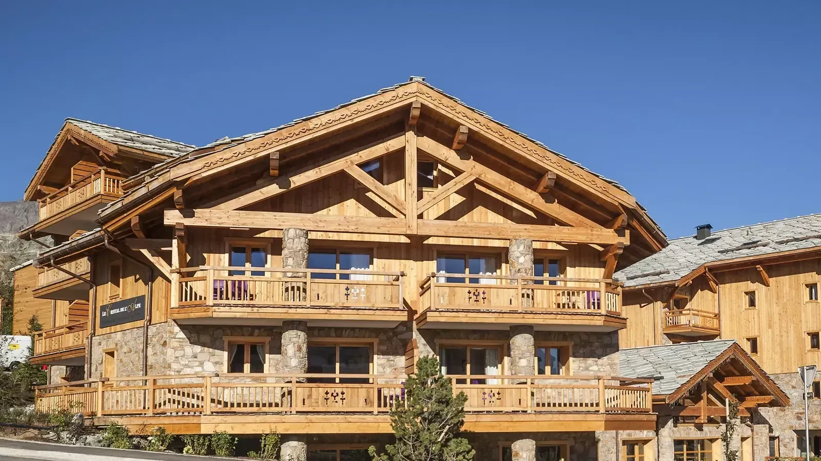 Le Cristal de l'Alpe Exterior