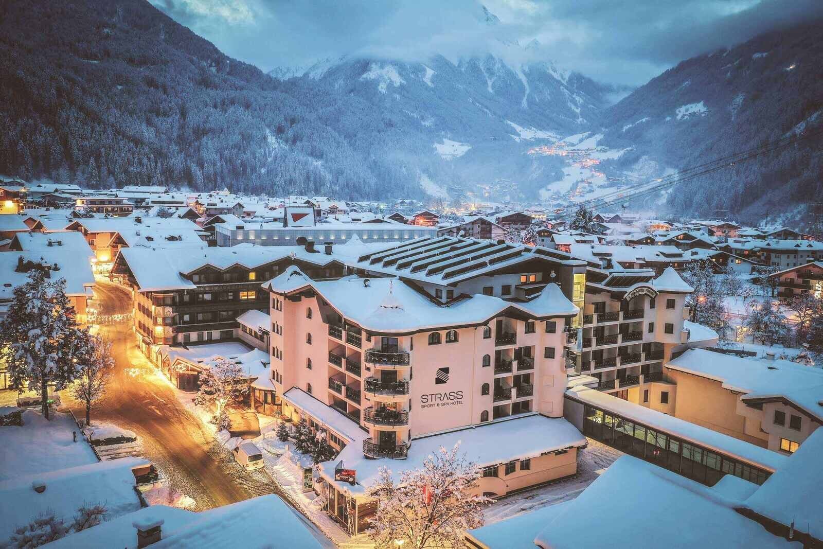 Exterior Hotel Strass