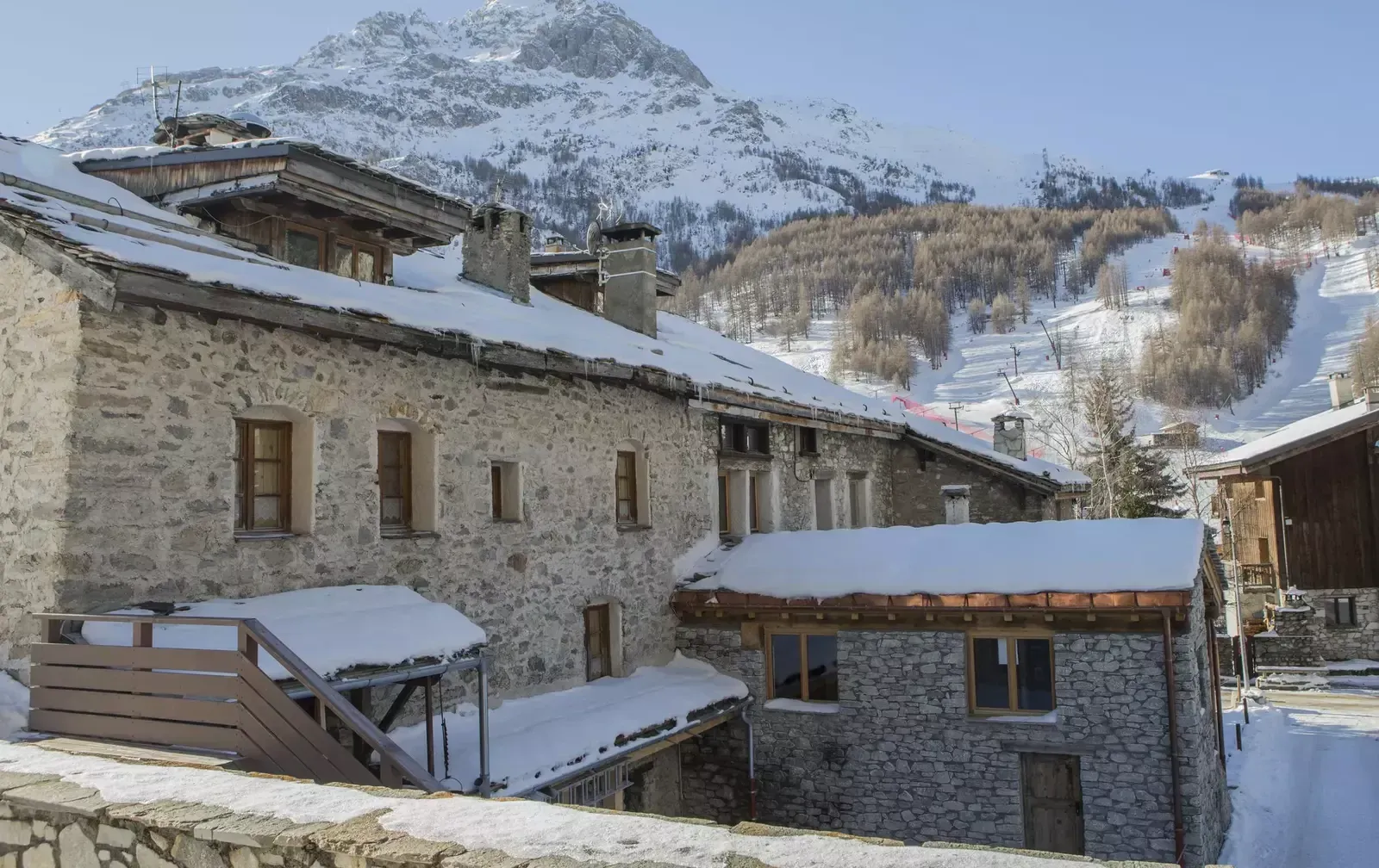 Chalet Kanjiroba Exterior