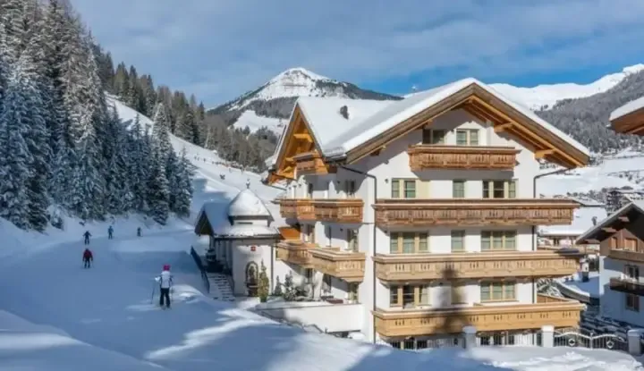 Hotel Somont Exterior
