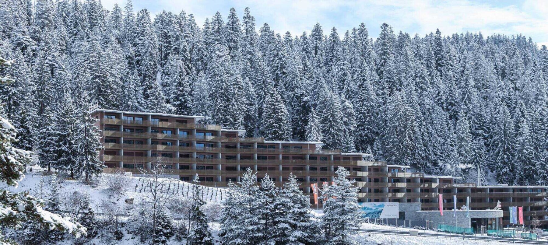 Peaks Place Exterior