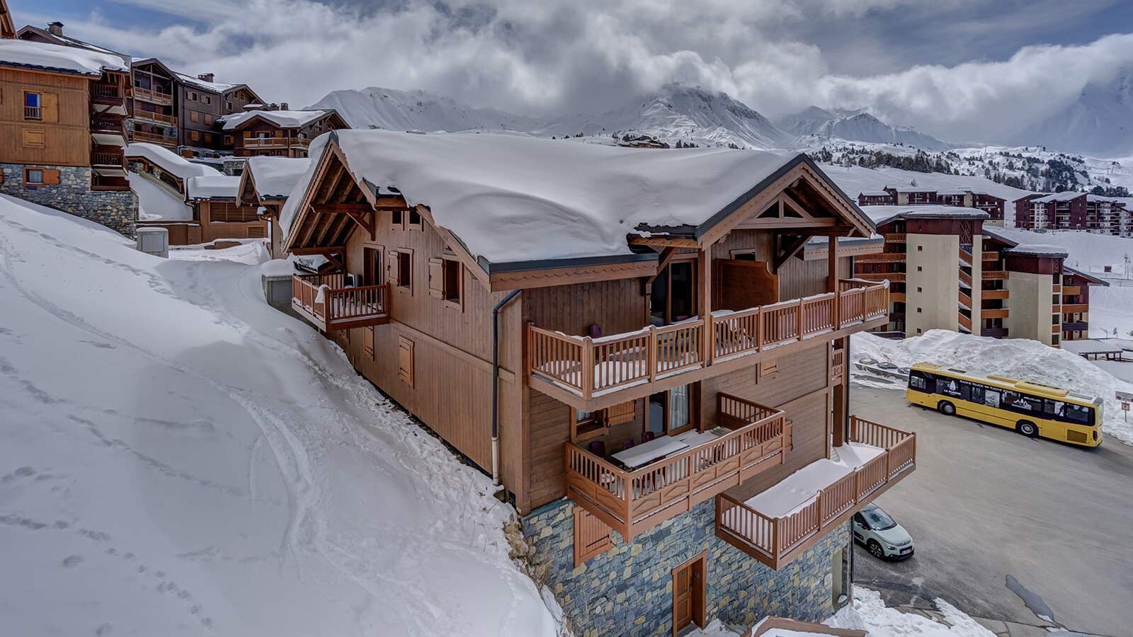 Chalet Hellebore Exterior