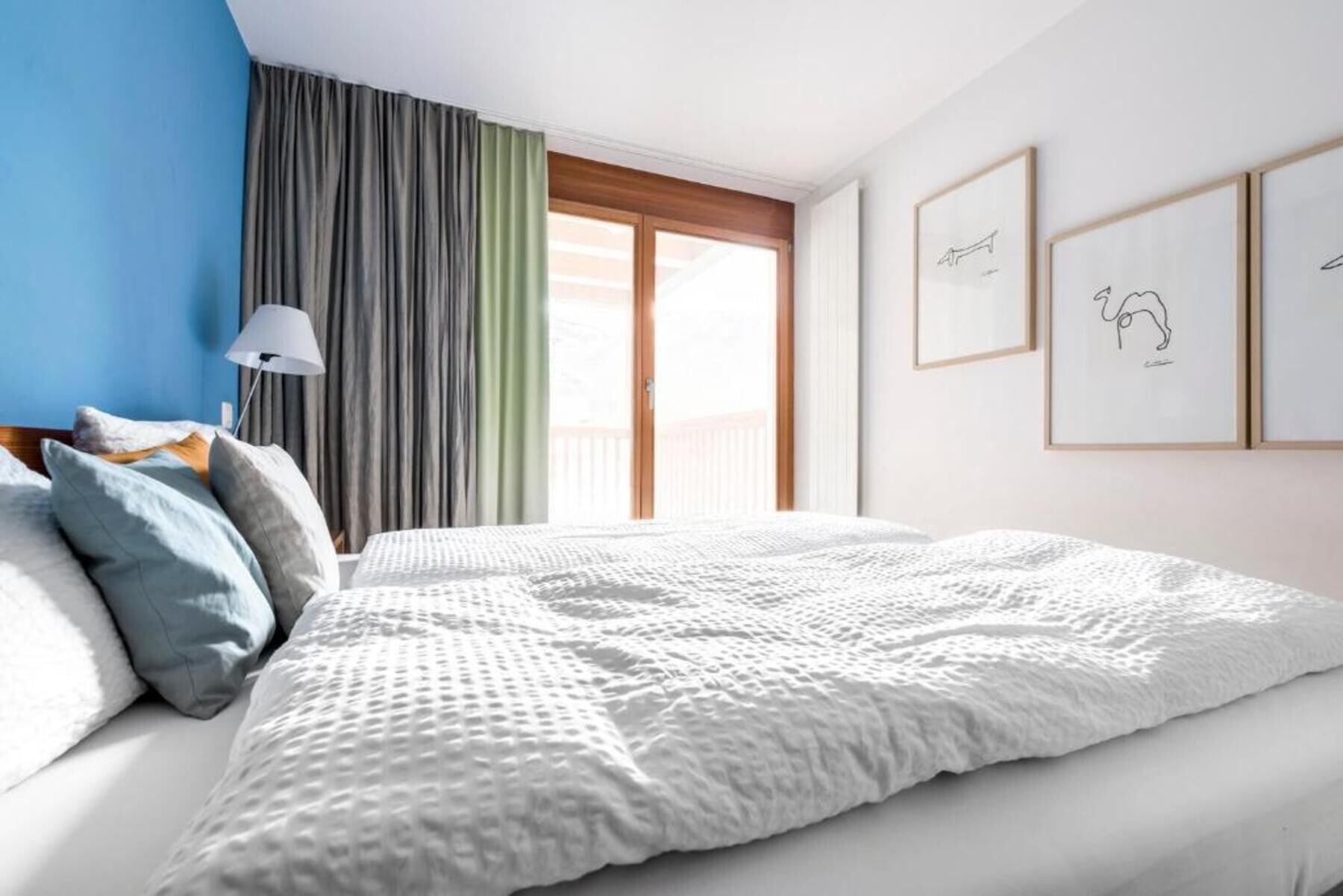 Apartment-Aroleid Bedroom