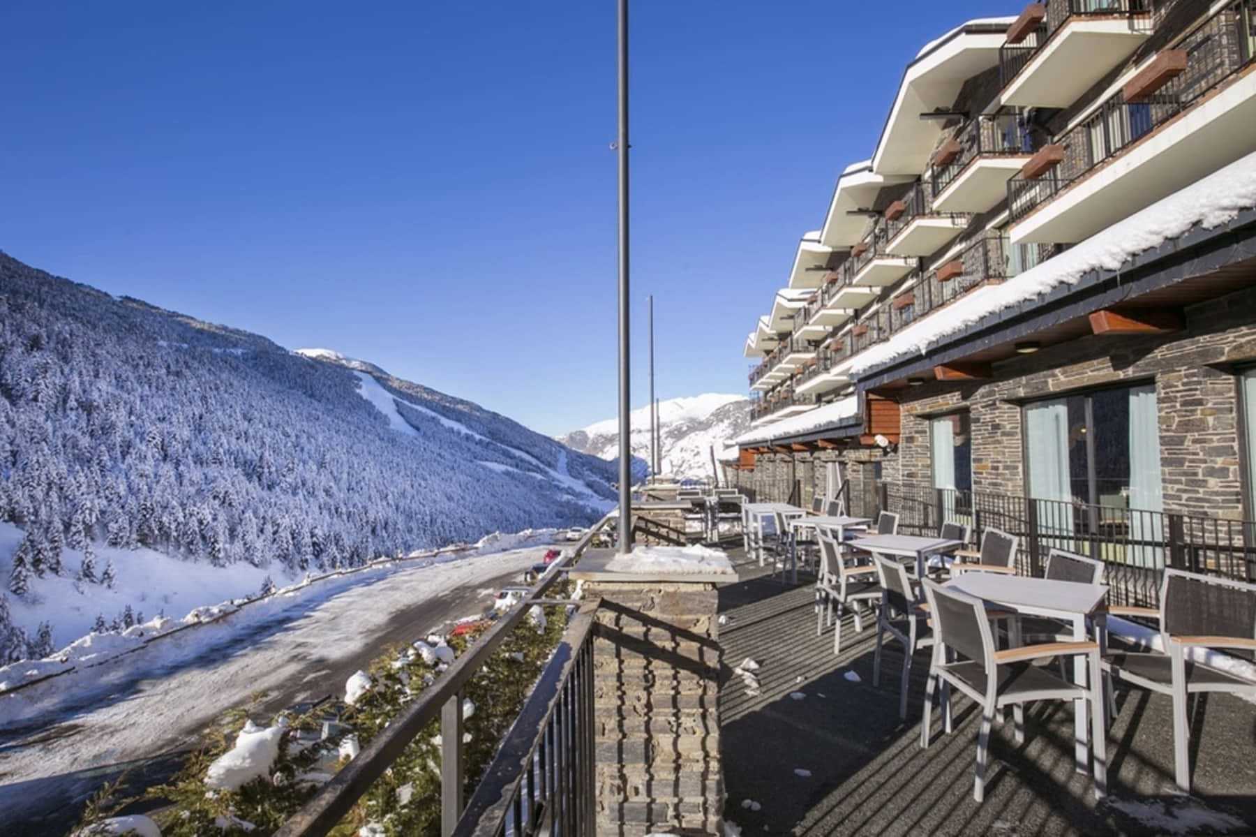 Hotel Piolets Soldeu Centre Exterior