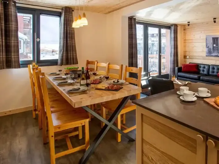 Chalet Katalin Dining