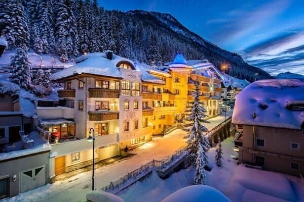 Alpvita Piz Tasna Exterior