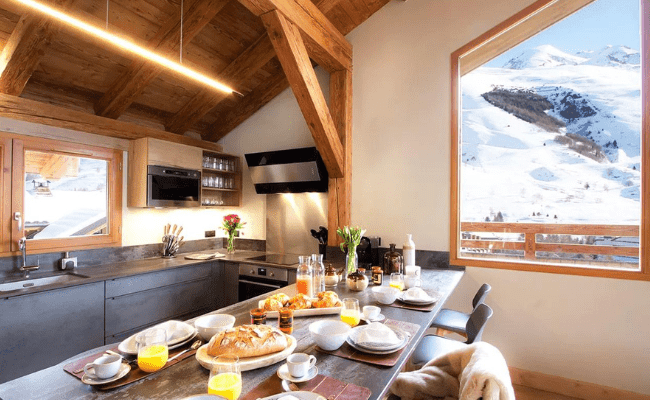 Chalet Chambertin Lodge Dining room
