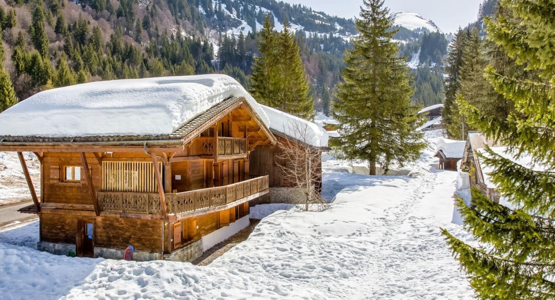 Chalet Les Grolets Exterior