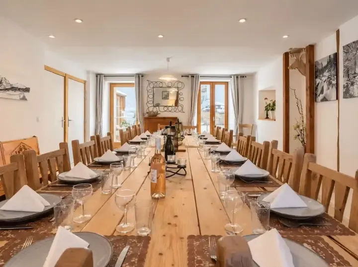 Chalet Barthelemy Dining Room