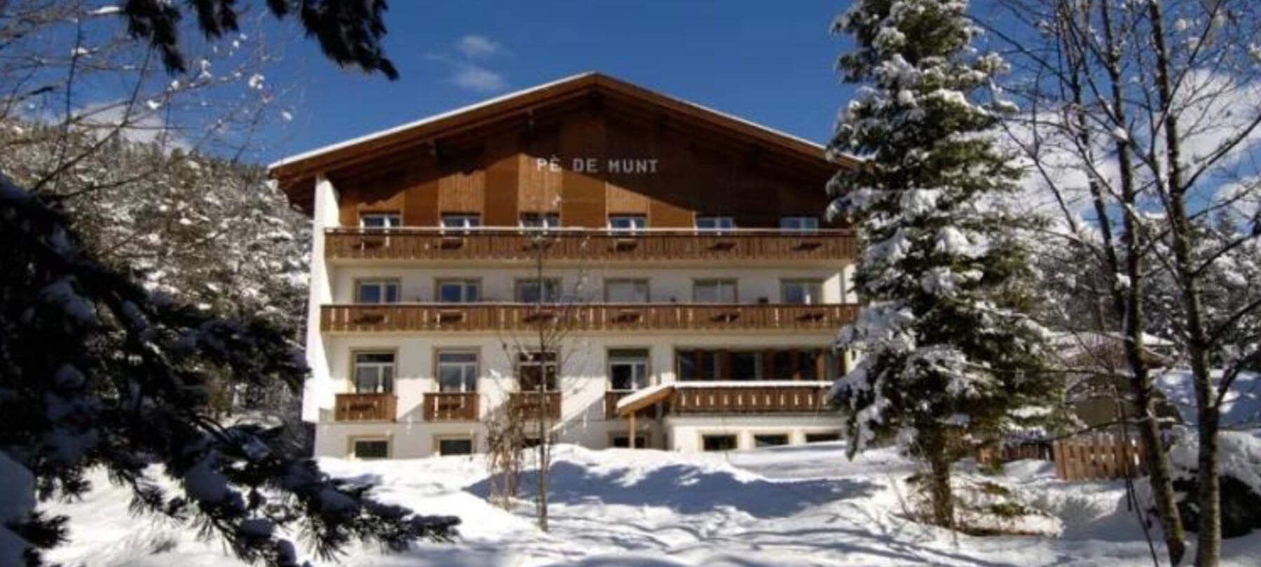 Hotel Garni Pe de Munt Exterior
