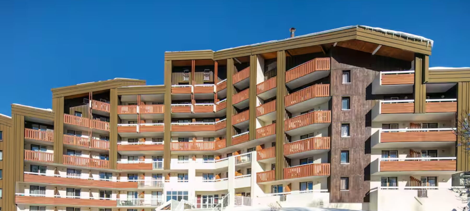 Les Bergers Apartments Exterior