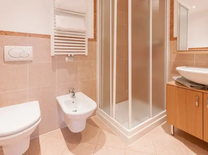Hotel Ideal - Bathroom