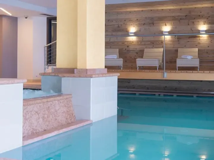 Hotel Ideal - Pool