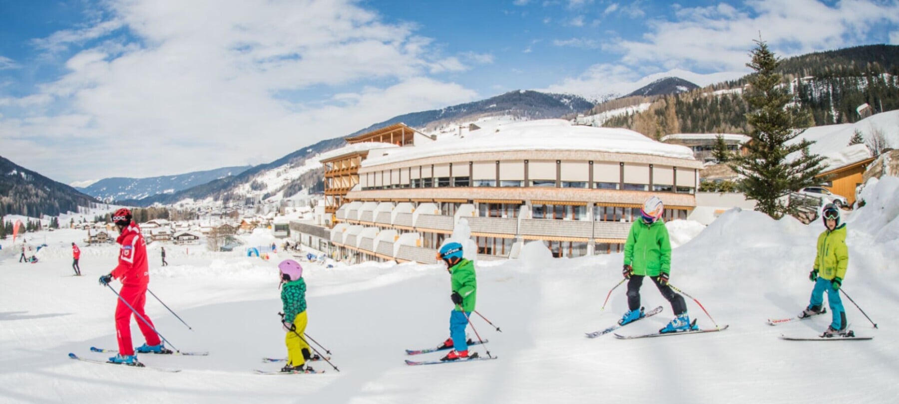 Family Resort Rainer Exterior