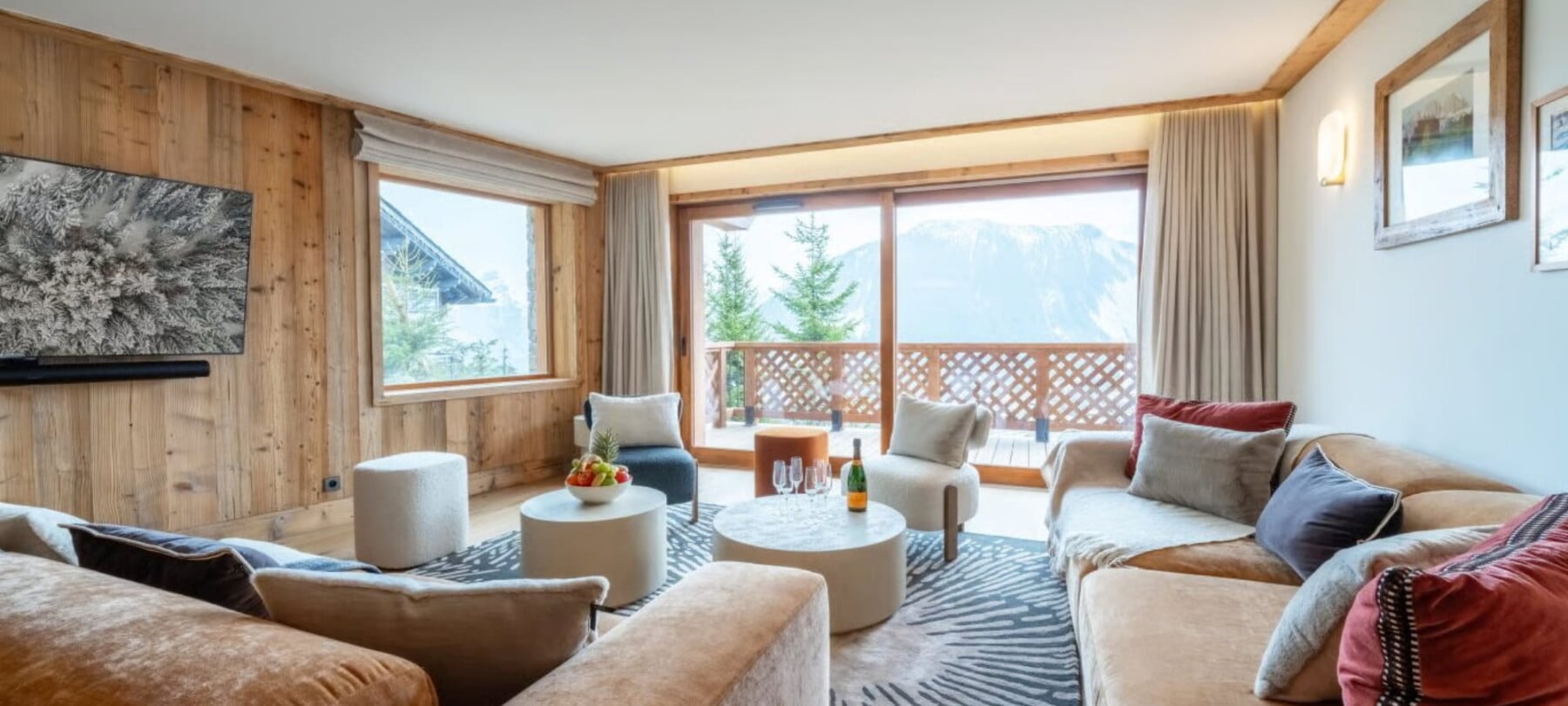 Manej Apartment 4 Living Area