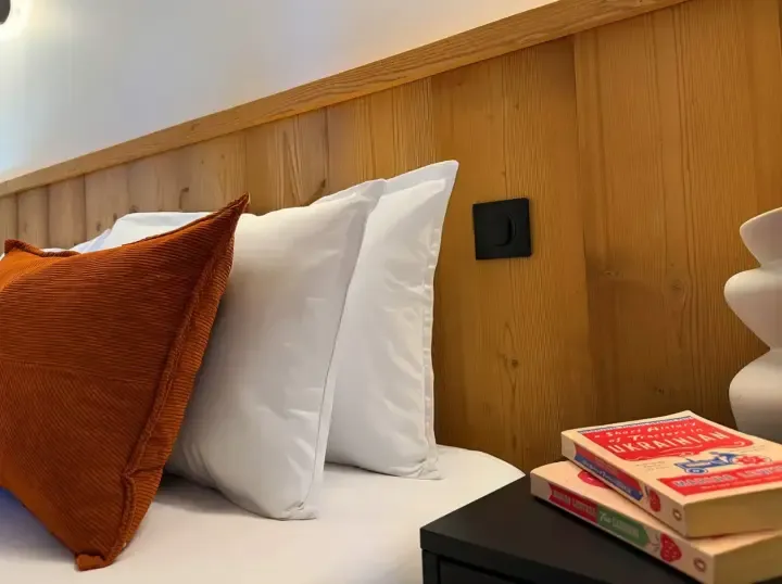 Chalet Serenia - Bedroom (1)