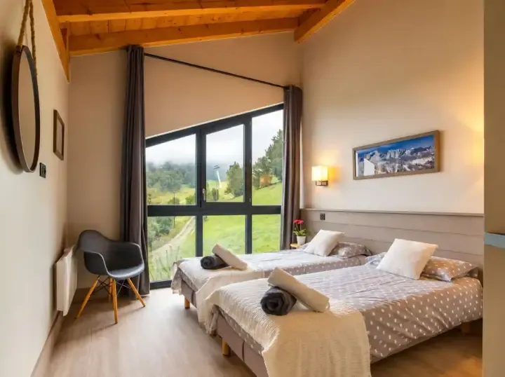 Chalet Snowflake Bedroom