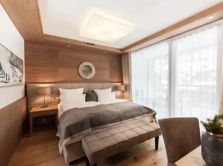 Schlosshotel Fiss - Bedroom