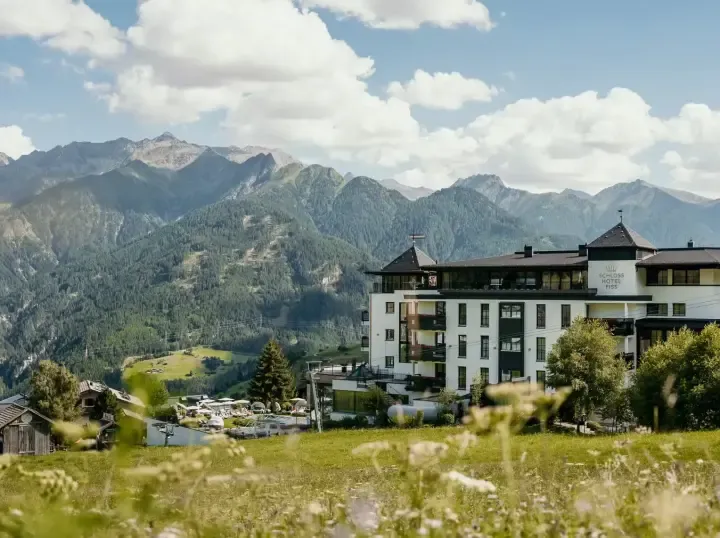 Schlosshotel Fiss - Exterior (1)