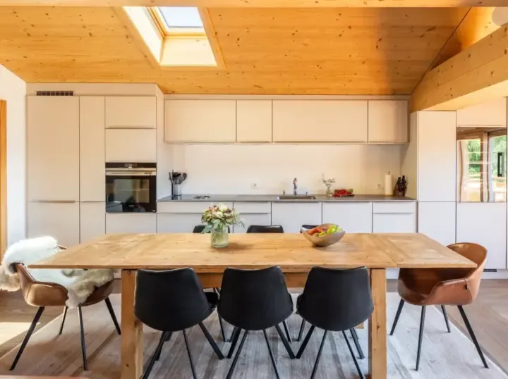 Chalet Clos d’Abeilles - Dining Area