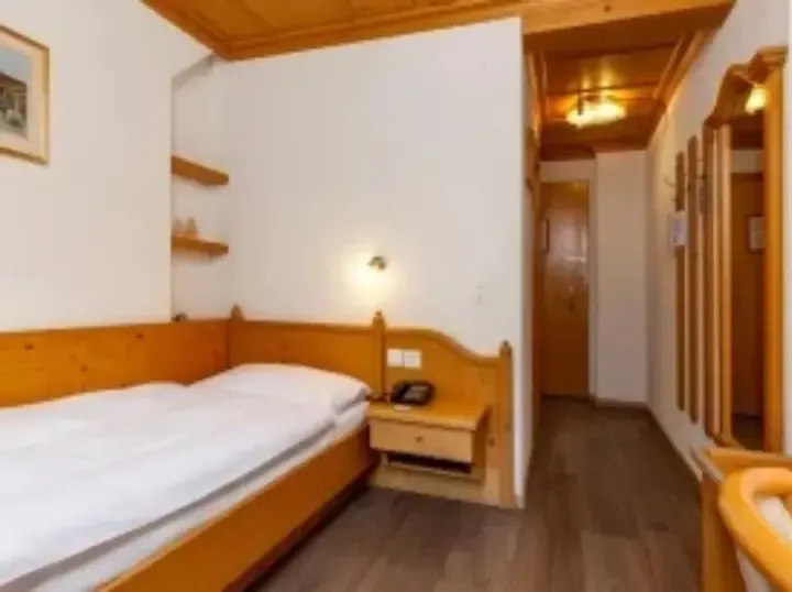 Hotel Alpenblick Room (1)