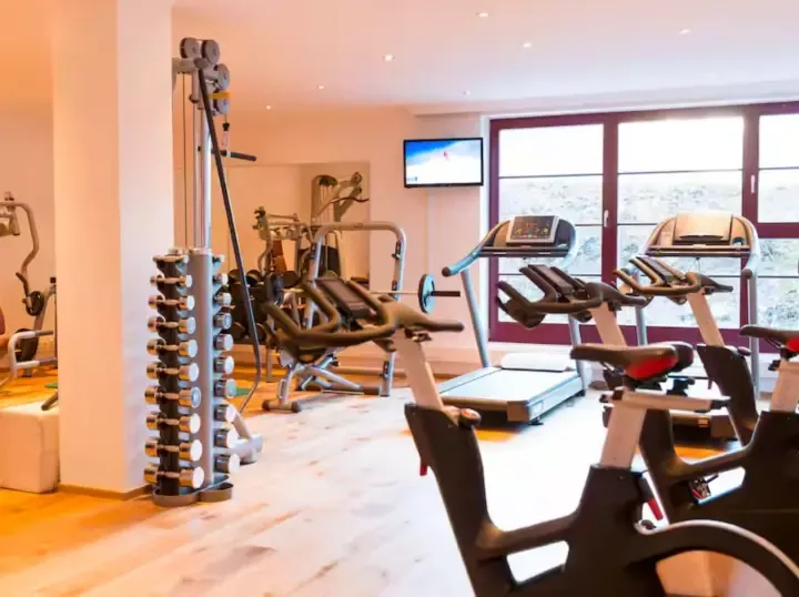 ROBINSON Alpenrose - Gym