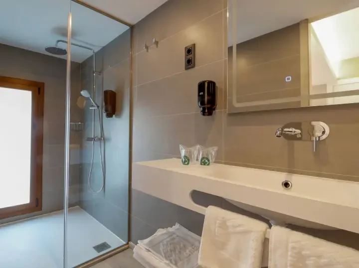 Hotel Montarto - Bathroom