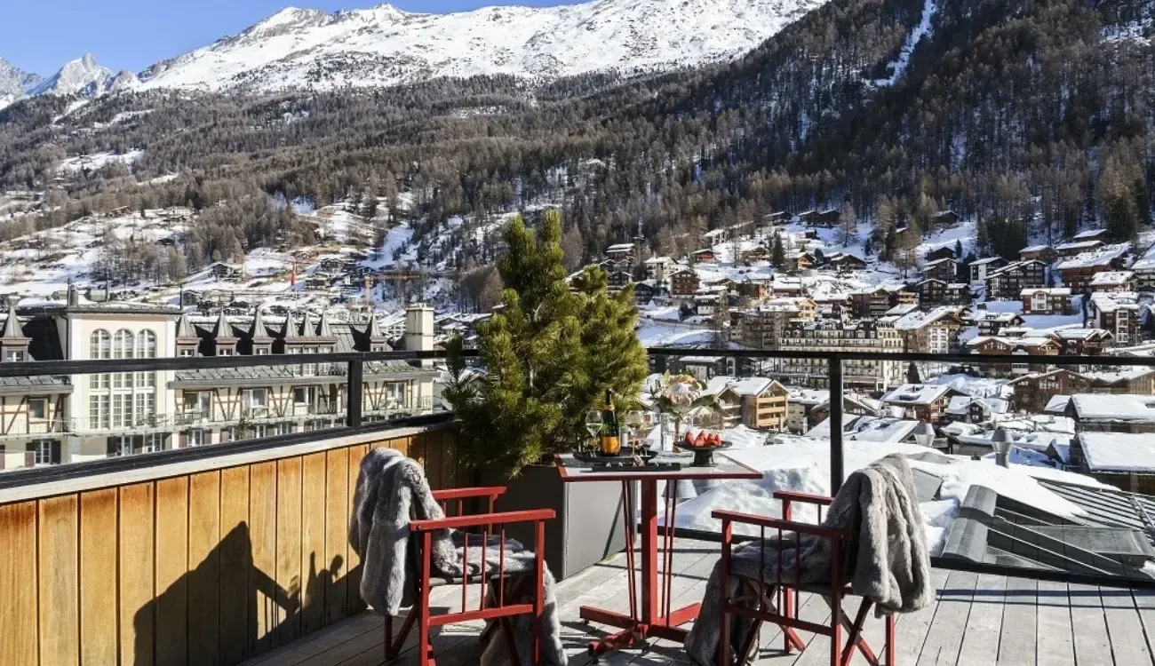 Unique Post Hotel
