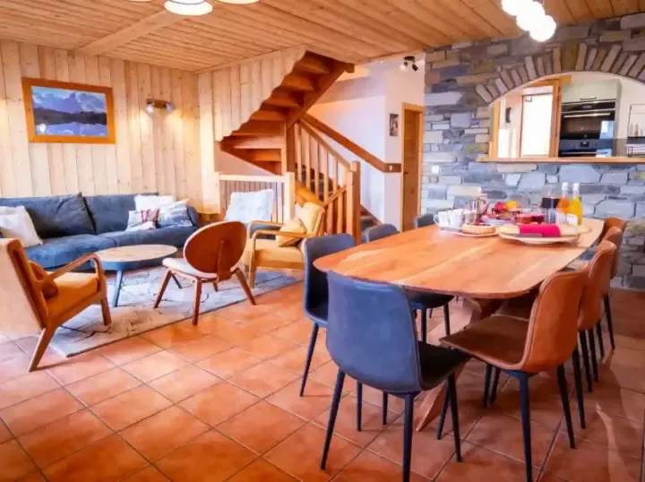 Chalet Cervinia Dining Table