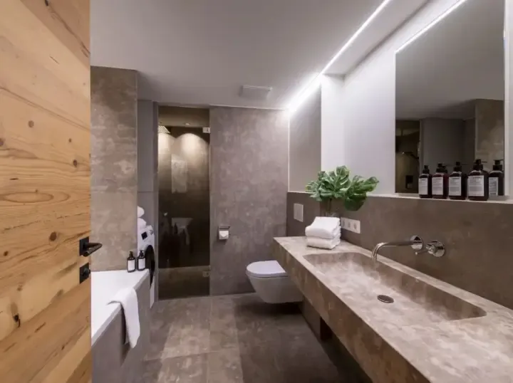 Brunnenhof 9 Bathroom