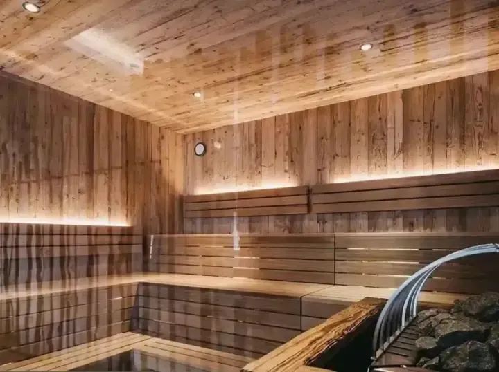 VAYA Post Montafon Sauna