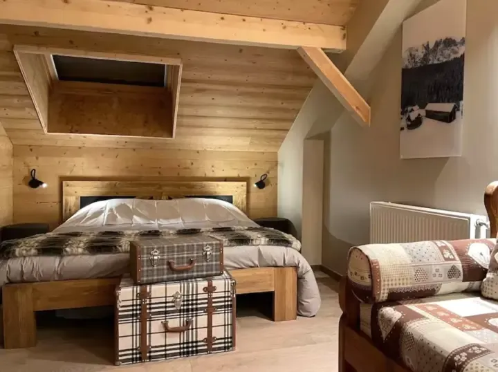 Chalet Le Chabichou - Bedroom