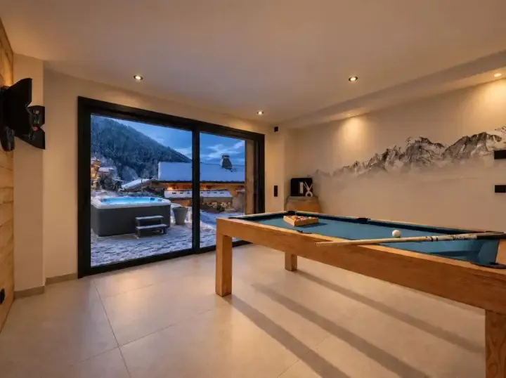 Chalet APY Games Room