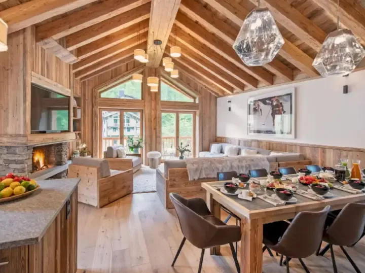 Chalet Les Deux Alpes (5 Bedrooms) - Living Area