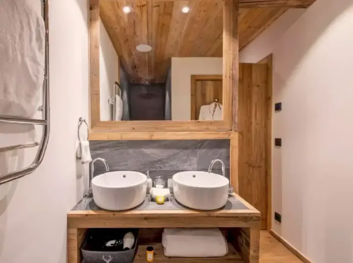 Chalet Les Deux Alpes (5 Bedrooms) - Bathroom