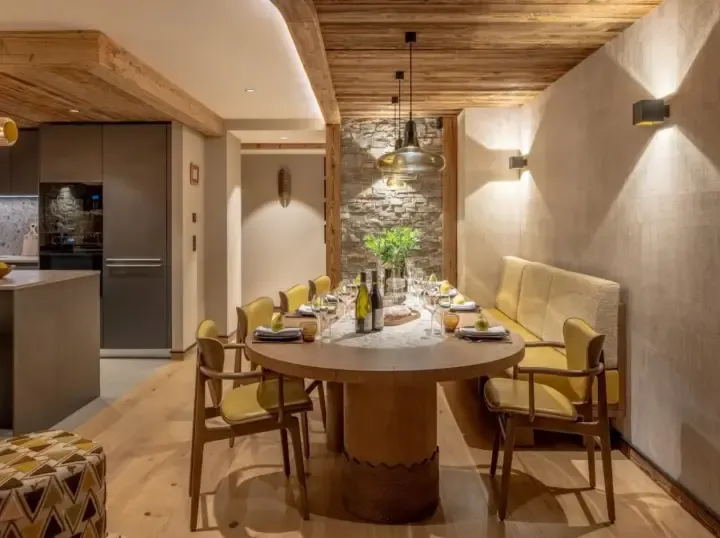 Apartment Serene - Dining Table