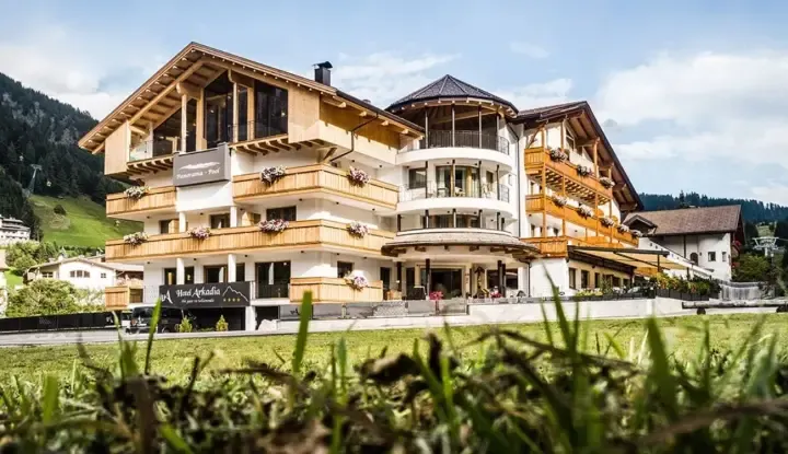 Hotel Arkadia Exterior