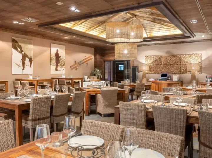 Val de Neu - Restaurant