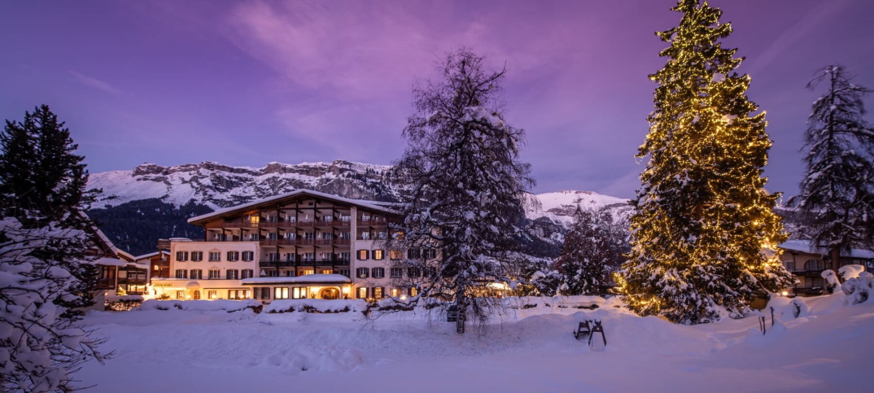 Hotel Adula Exterior