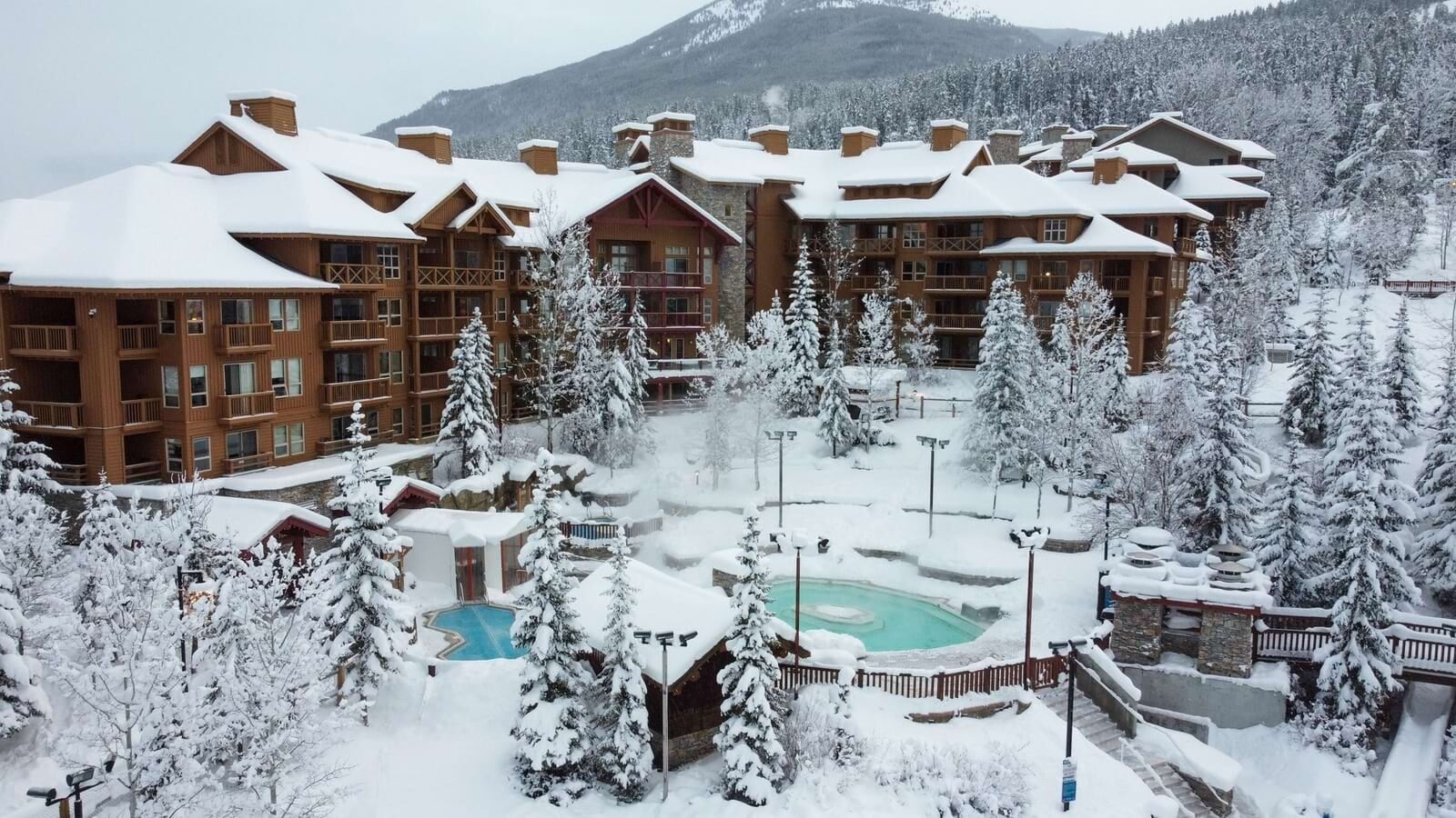 Panorama Upper Village Condos Exterior