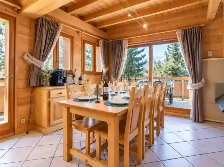 Chalet Bouc Blanc Dining Room